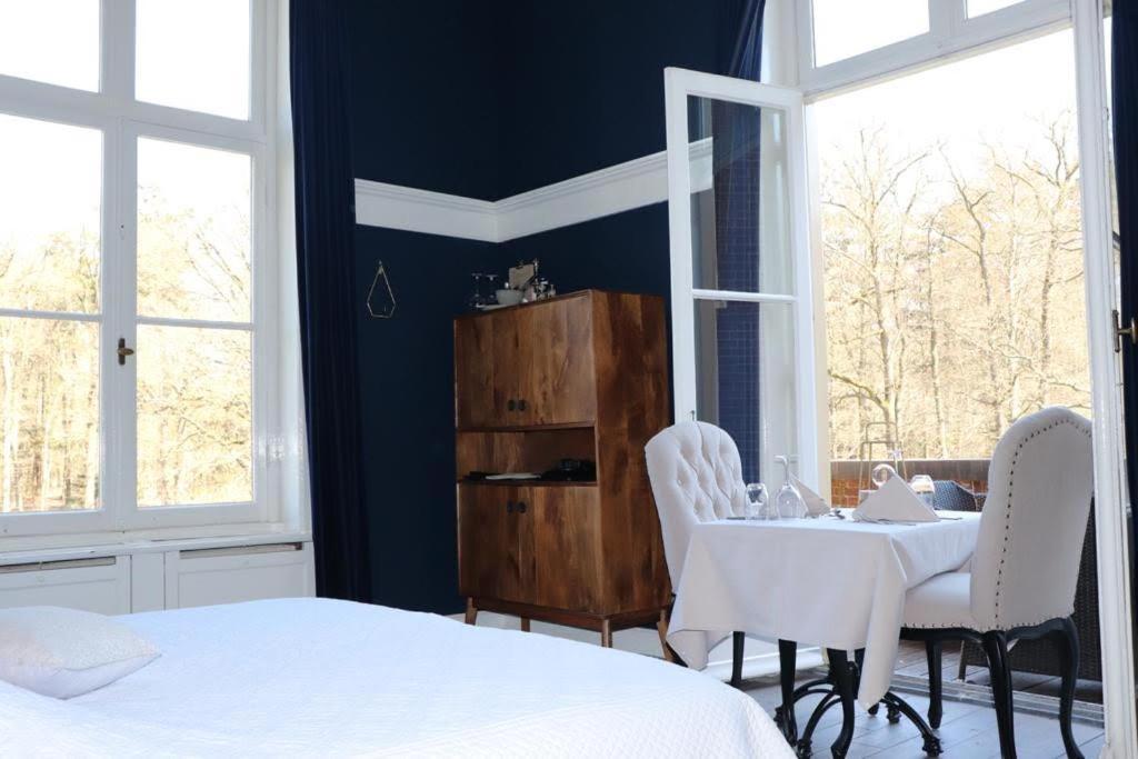 Hotel Kasteel Hoekelum Bennekom Bagian luar foto